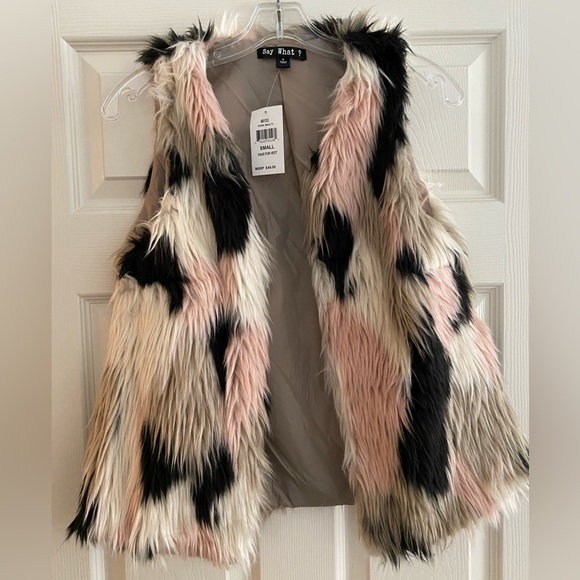 Vest - Picture 3 of 8